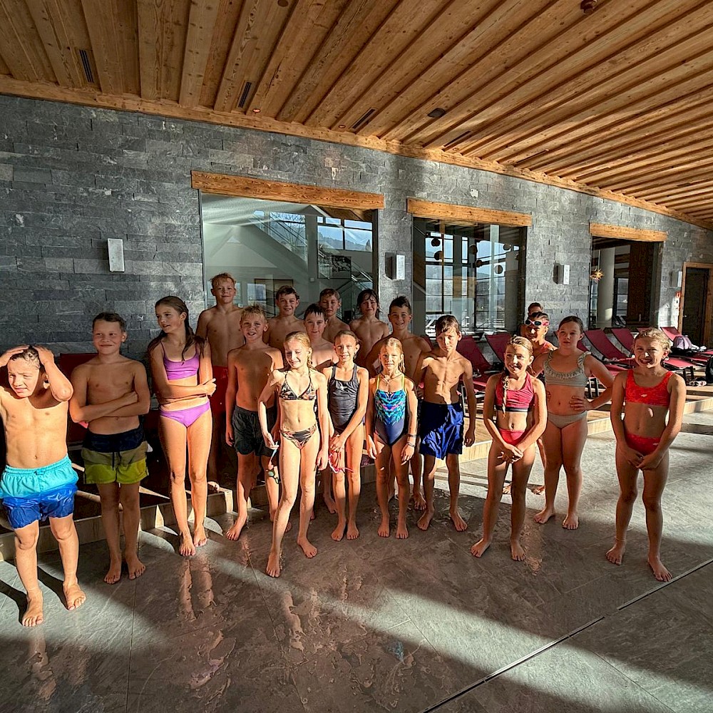 Schwimmprojekt der 1s im Woferlgut